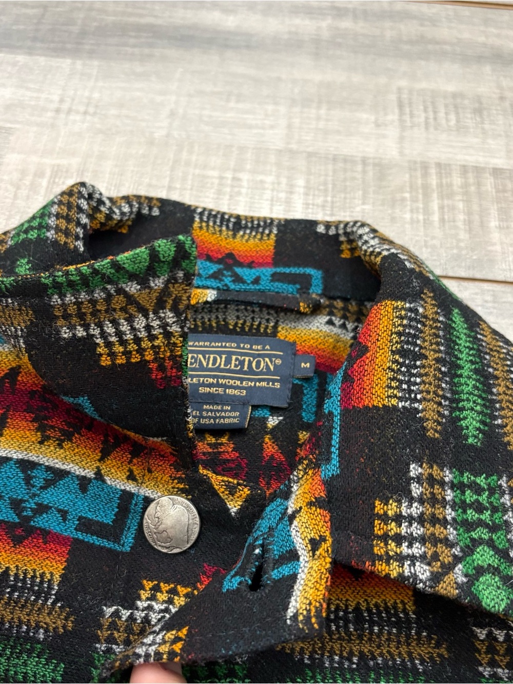 Pendleton Wool Shirt Jacket Chief Joseph Mens M Buffalo Nickel Buttons Aztec - Picture 7 of 16